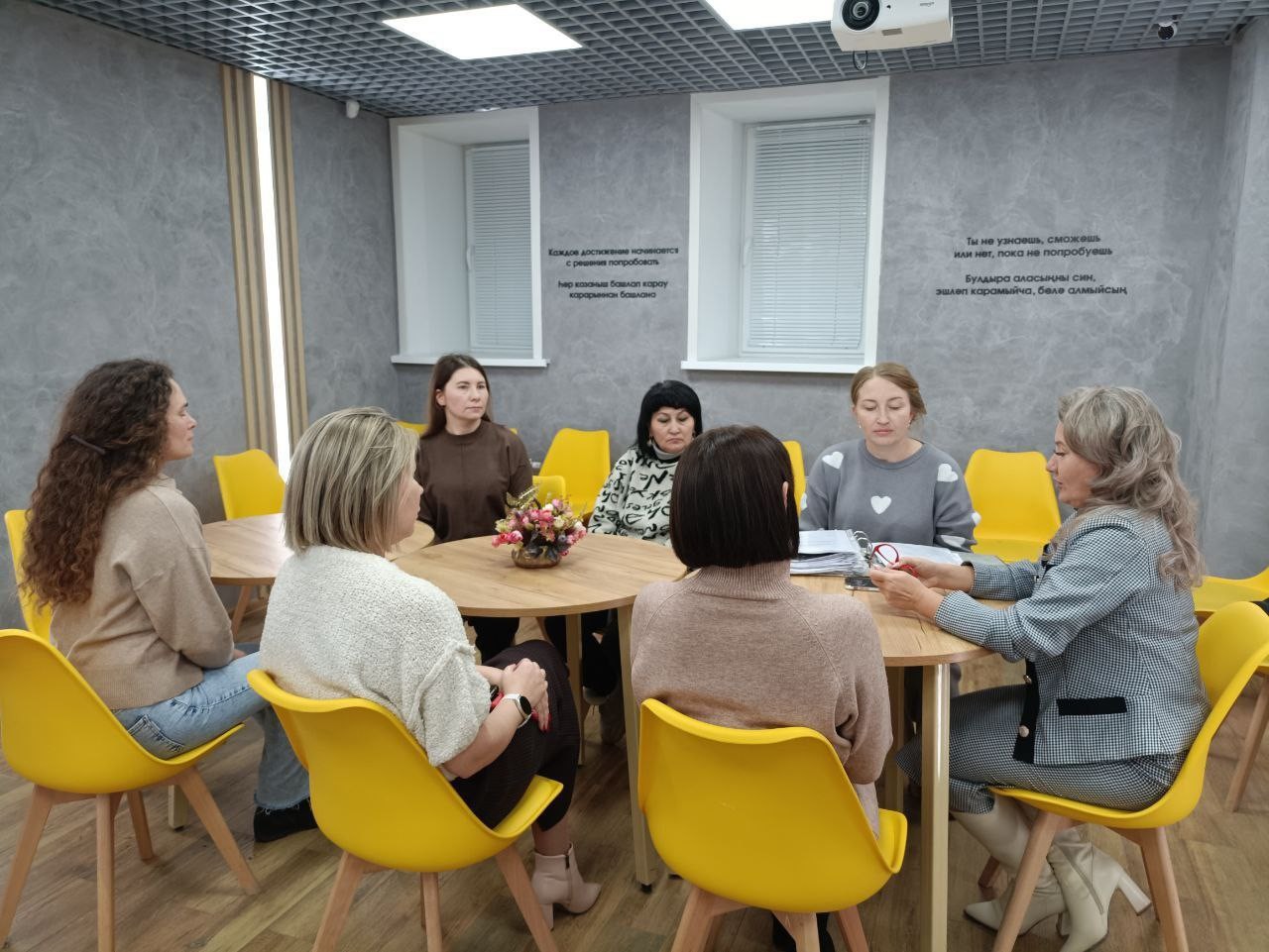 В Азнакаево начал работу проект «Социальная няня»