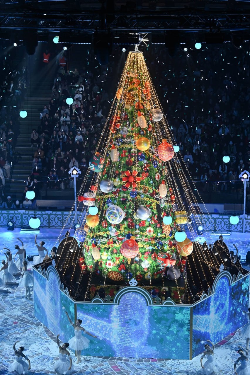 Одарённые школьники района приняли участие в главной новогодней ёлке Татарстана